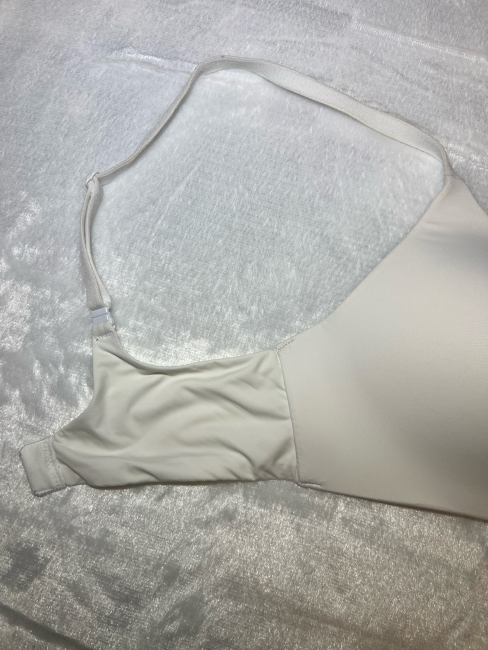 Victoria’s Secret bra T Shirt Lightly Lined No wire 32D - Picture 4 of 7